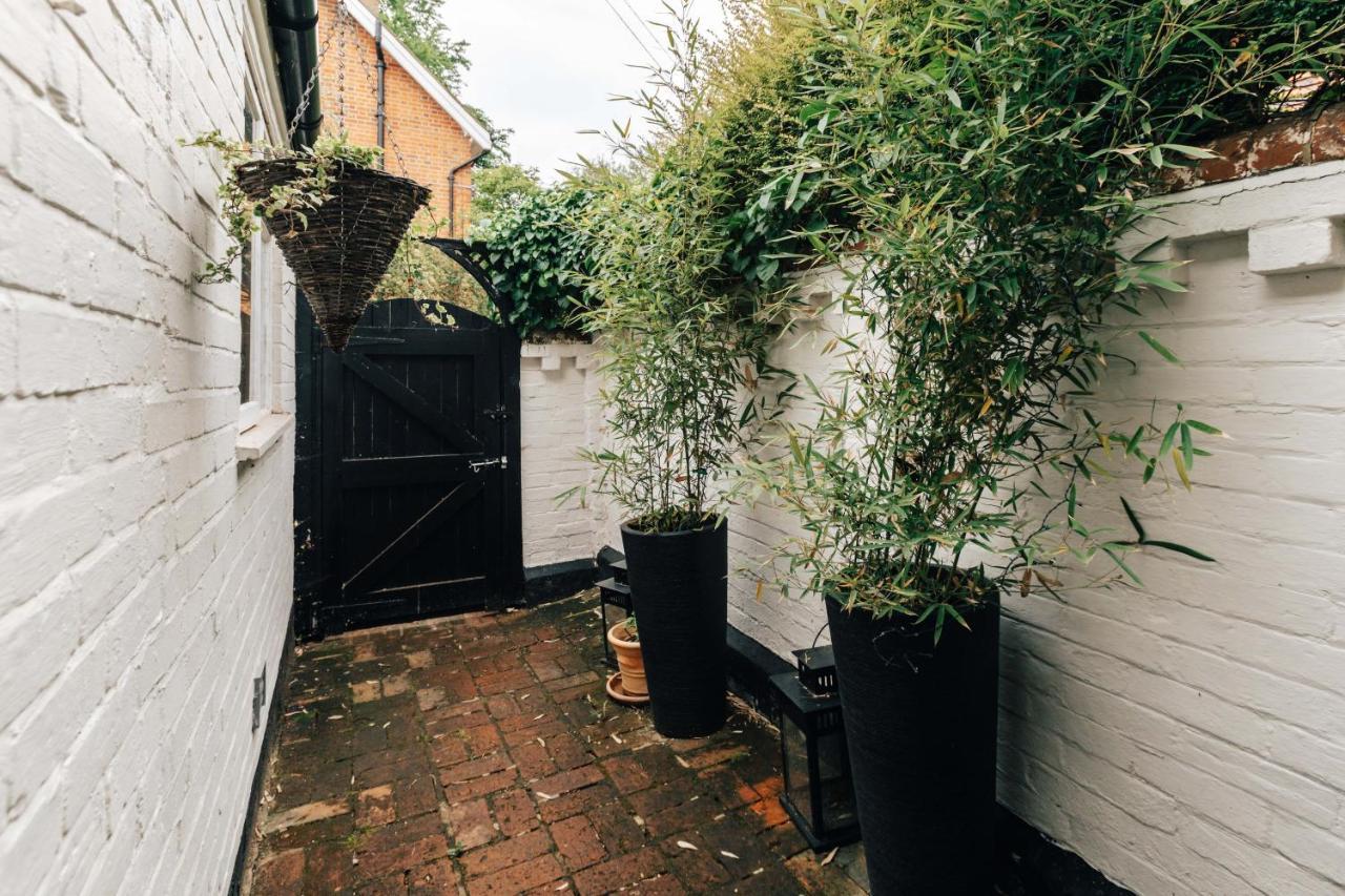 Regatta Cottage - Centrally Located, Free Parking Henley-on-Thames Exterior foto